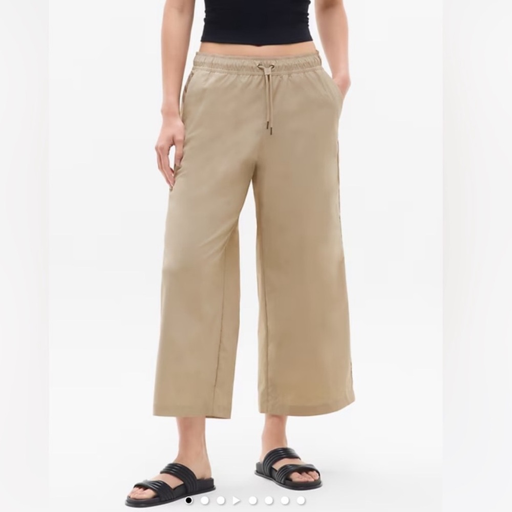 NWT‎ Athleta Midday Mid Rise Poplin Crop Pant, Ecru, Size XL